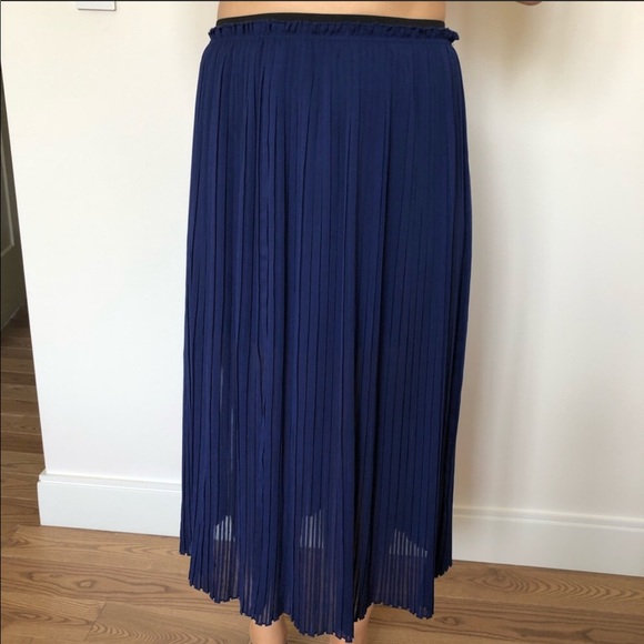 Rebecca Minkoff Dresses & Skirts - Rebecca minkoff pleated skirt